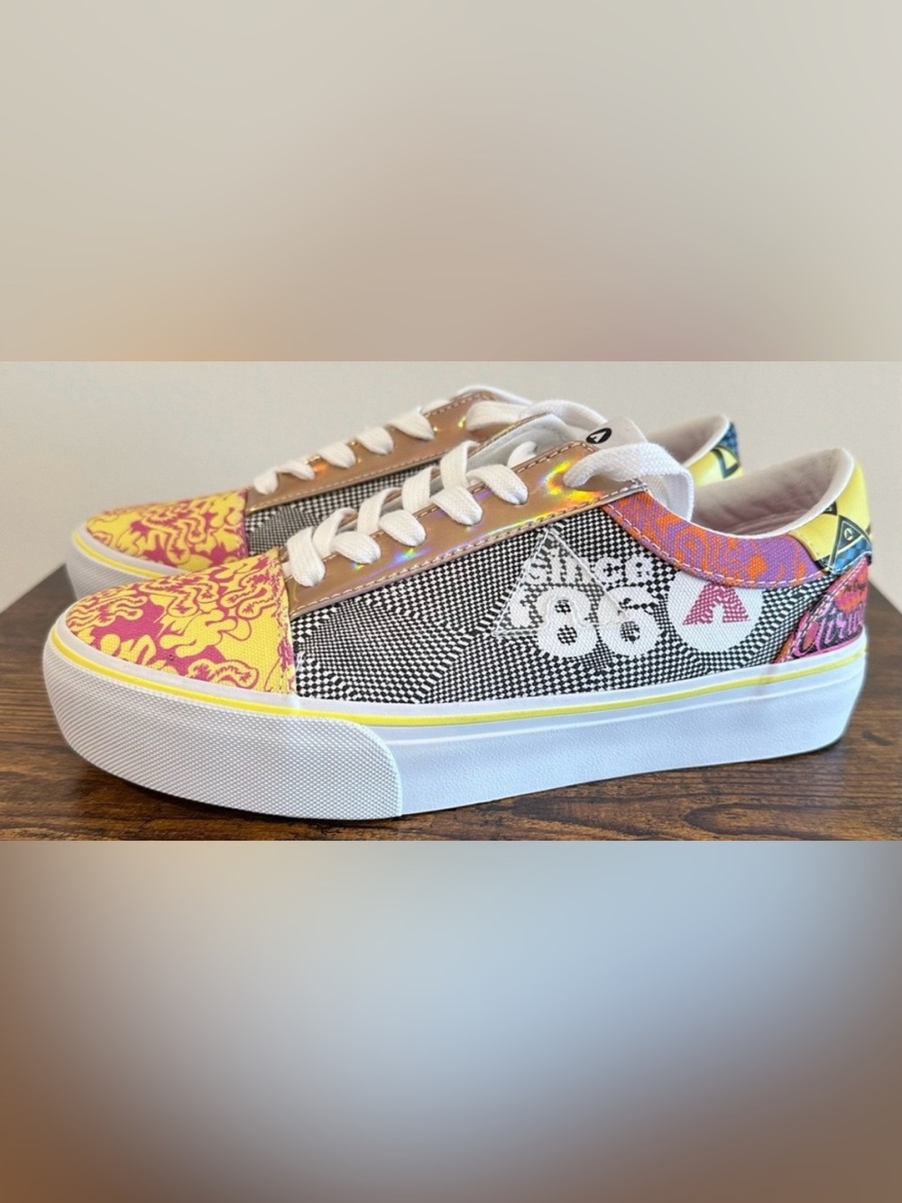 Airwalk Women’s Alya 2-J Black Multi Retro Sneakers NWT Size 7.5